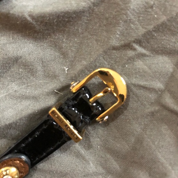 Choker - Picture 2 of 3